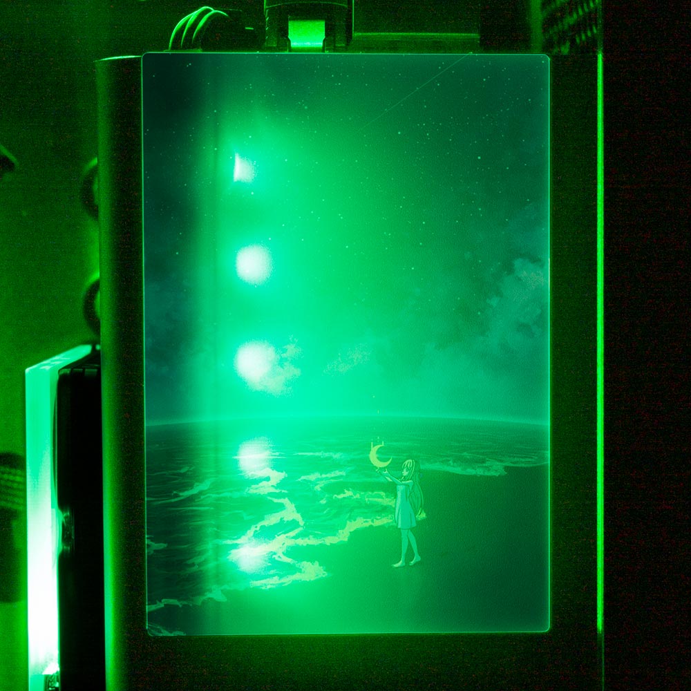 Catching the Moon RGB SSD Cover Vertical - Seerlight - V1Tech